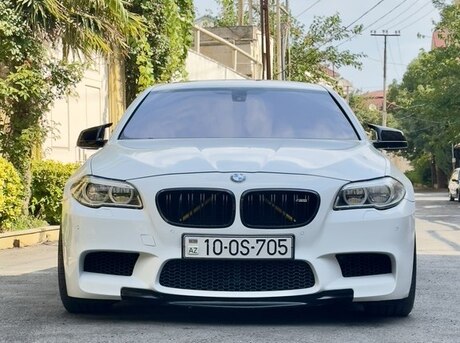 BMW 528