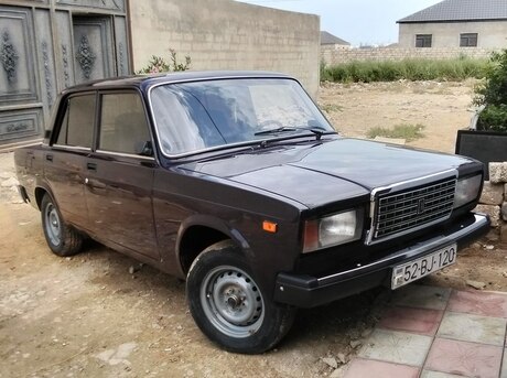 LADA (VAZ) 2107