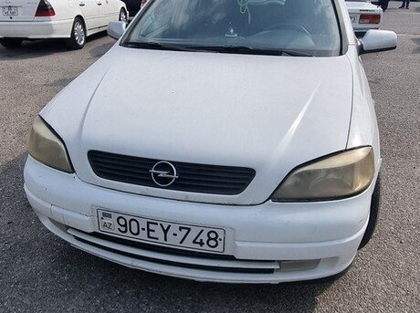 Opel Astra 2000