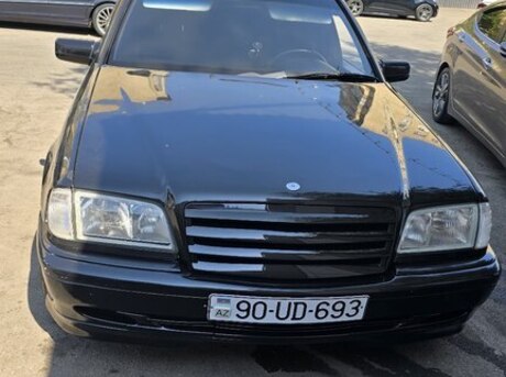 Mercedes C 180
