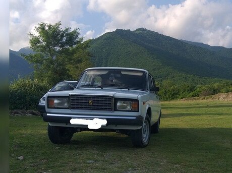 LADA (VAZ) 2107