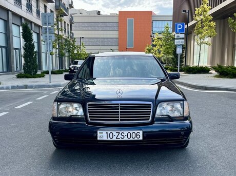 Mercedes S 320