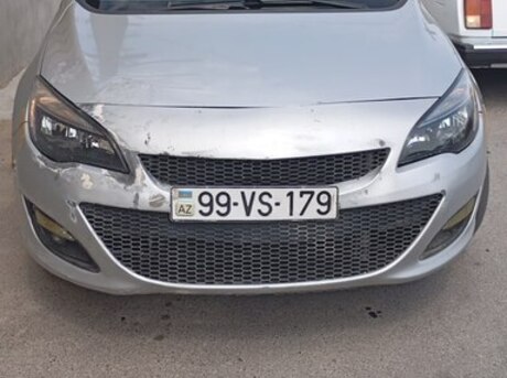 Opel Astra 2014