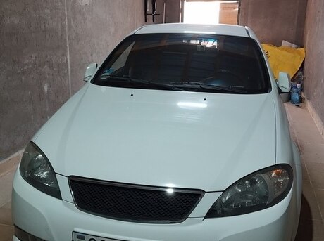 Daewoo Gentra 2014