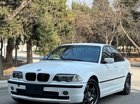 BMW 325 2000