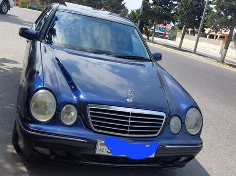 Mercedes E 270 2000