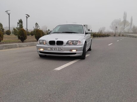 BMW 318 1999
