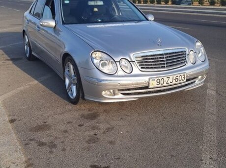 Mercedes E 260 2003