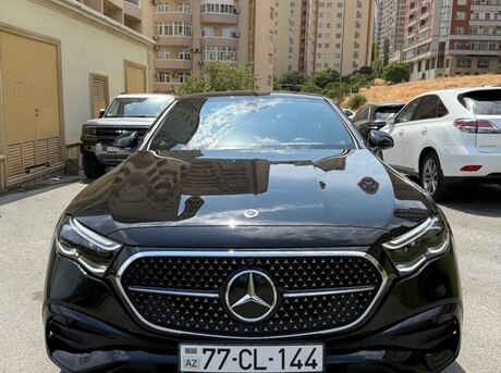 Mercedes E 300 e