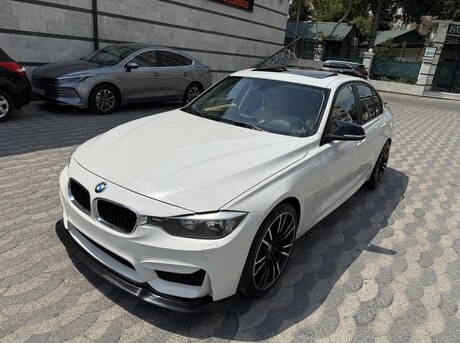 BMW 328 2015