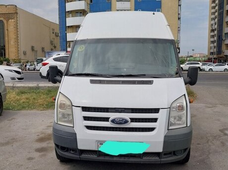 Ford Transit 2011