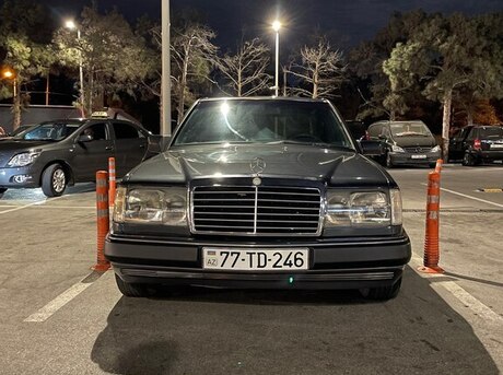 Mercedes E 220 1992