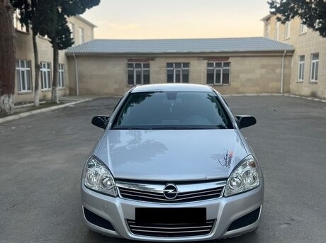Opel Astra 2008
