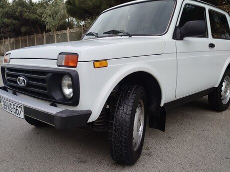 LADA (VAZ) Niva 2013