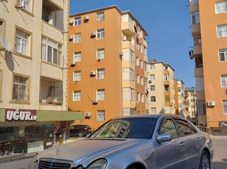 Mercedes E 220 2005