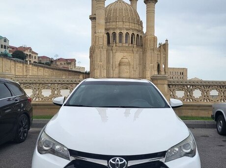 Toyota Camry 2015