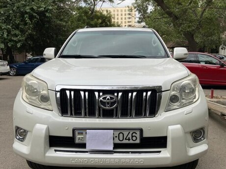 Toyota Land Cruiser Prado 2011
