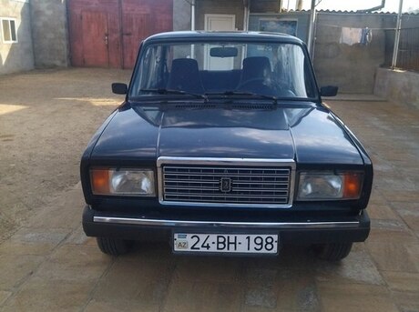 LADA (VAZ) 2107 2011