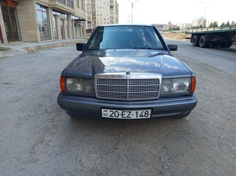 Mercedes 190