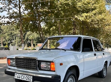 LADA (VAZ) 2107