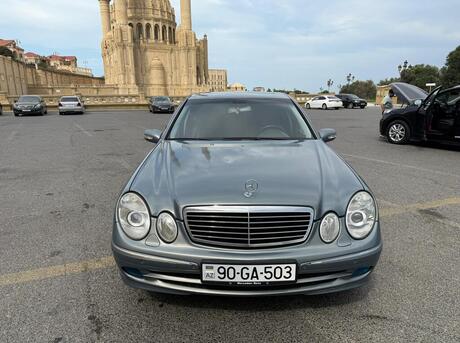 Mercedes E 320 2004