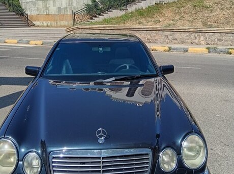 Mercedes E 240 1998