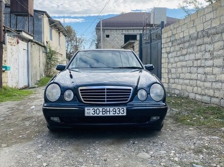 Mercedes E 270 2001