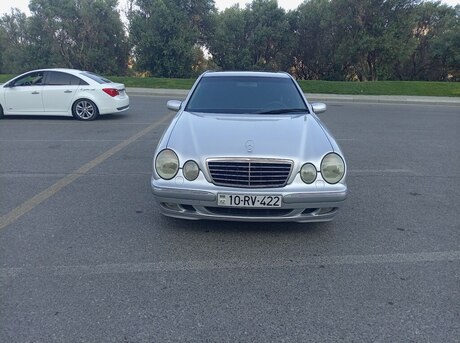 Mercedes E 240 2000