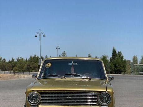 LADA (VAZ) 21011