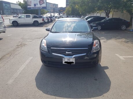 Nissan Altima 2008