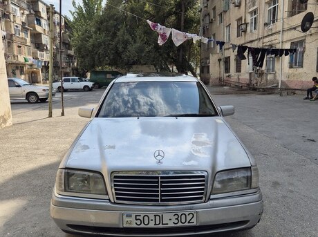 Mercedes C 250