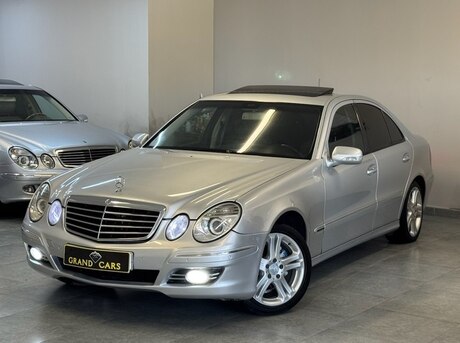 Mercedes E 200