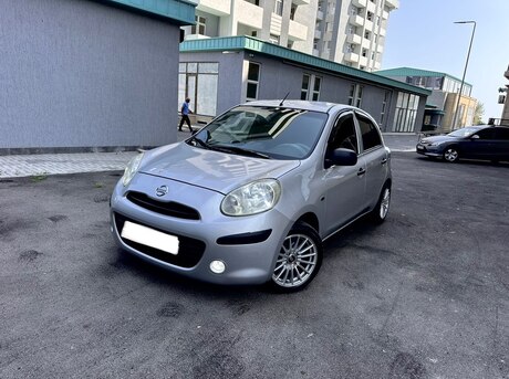 Nissan March 2012