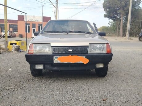 LADA (VAZ) 21099 2000