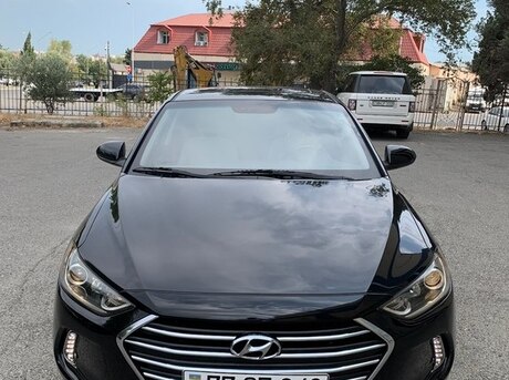 Hyundai Elantra