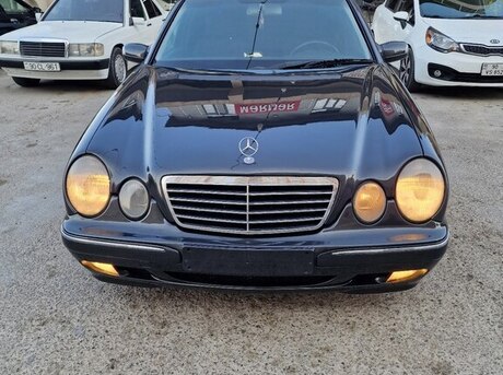 Mercedes E 270