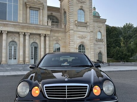 Mercedes E 240 2001