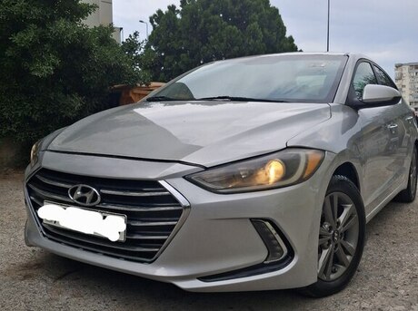 Hyundai Elantra 2017