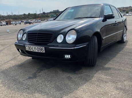 Mercedes E 240 2001