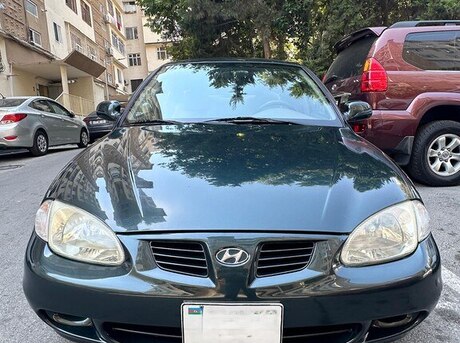 Hyundai Elantra 1999