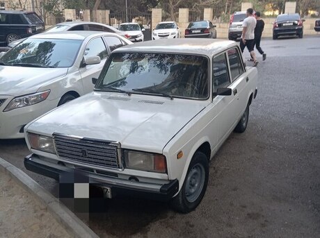 LADA (VAZ) 2107 2004