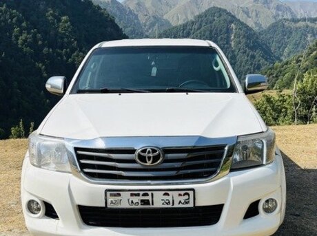 Toyota Hilux 2013