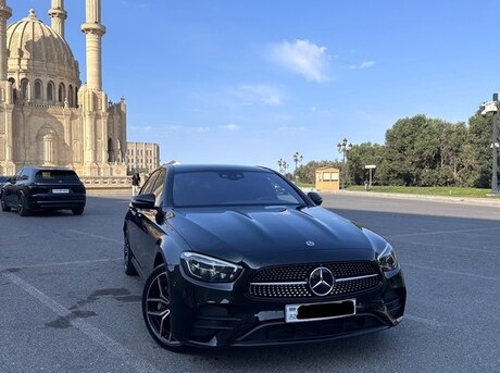 Mercedes E 300 e 2021