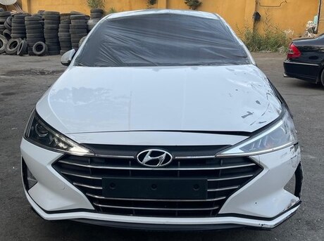 Hyundai Elantra 2020