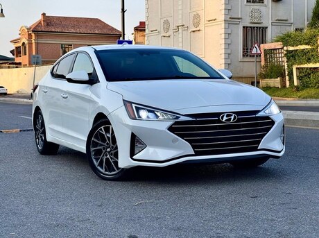 Hyundai Elantra 2019