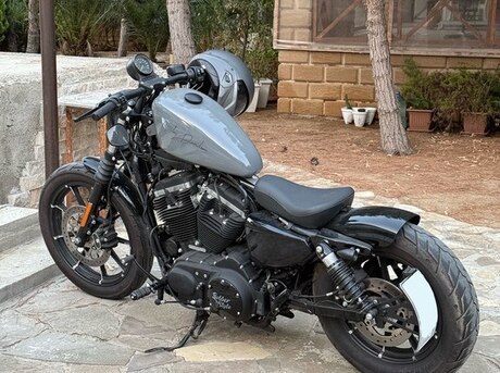 Harley-Davidson XL883N Sportster Iron 883 2022