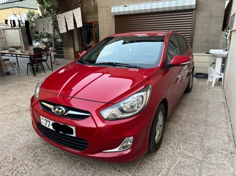 Hyundai Accent 2011
