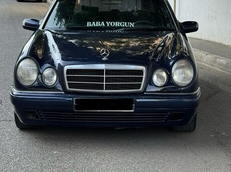 Mercedes E 320