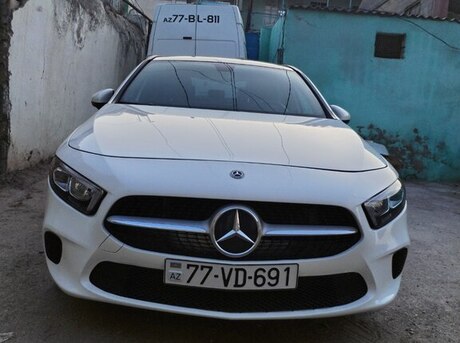 Mercedes A 220