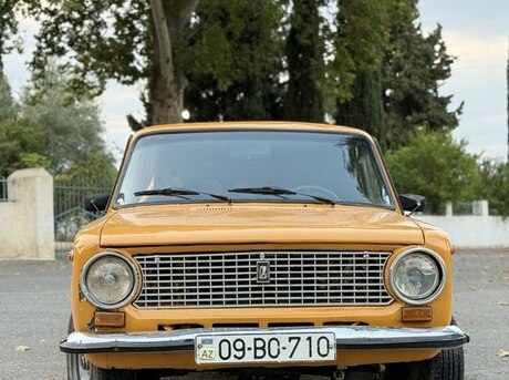 LADA (VAZ) 21011